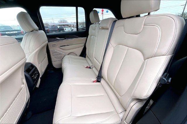 New 2026 Jeep Grand Cherokee Limited AWD/4WD image 10