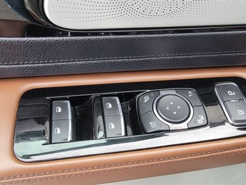 Used 2020 Lincoln Aviator Reserve w/ Equipment Group 202A AWD/4WD image 22