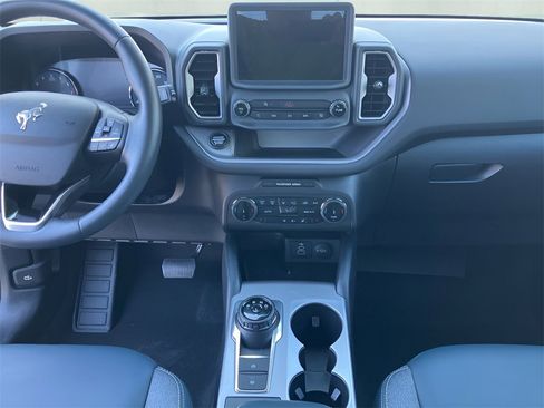 Used 2024 Ford Bronco Sport Outer Banks w/ Tech Package image 22