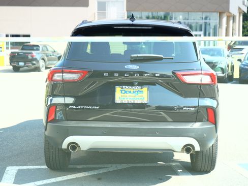 Used 2025 Ford Escape Platinum AWD/4WD image 4