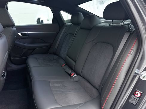 Used 2021 Hyundai Sonata SEL Plus w/ Tech Package FWD image 31