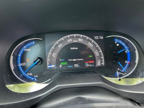 Used 2024 Toyota RAV4 LE AWD/4WD image 22