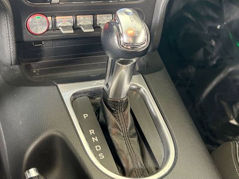 Used 2019 Ford Mustang GT Premium image 16