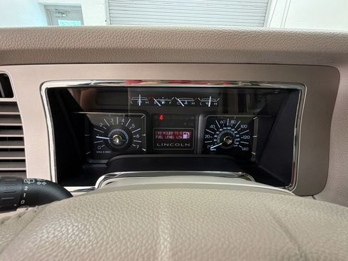 Used 2007 Lincoln Navigator 2WD image 20