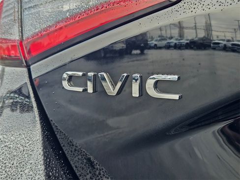 Used 2025 Honda Civic Sport image 30