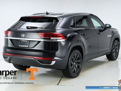 Used 2023 Volkswagen Atlas Cross Sport SE FWD image 9