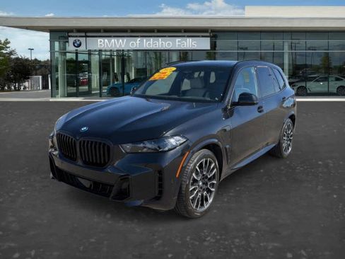 Used 2026 BMW X5 xDrive50e w/ Executive Package AWD/4WD image 3