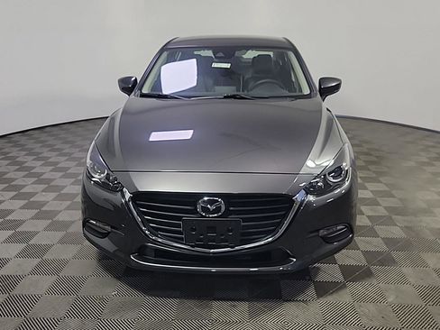 Used 2018 MAZDA MAZDA3 Touring FWD image 12