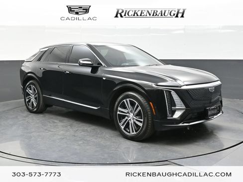 Certified 2024 Cadillac Lyriq Luxury AWD/4WD image 1