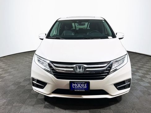 Used 2018 Honda Odyssey Touring image 2