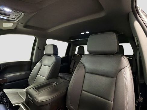 Used 2021 GMC Sierra 1500 SLT w/ SLT Premium Package AWD/4WD image 16