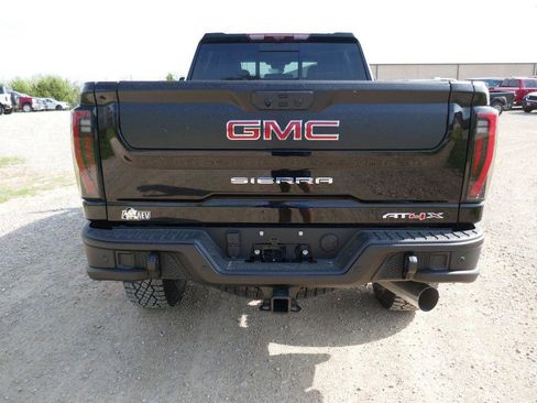 New 2026 GMC Sierra 2500 AT4X w/ AT4X AEV Edition AWD/4WD image 6