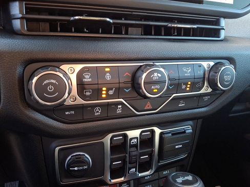 New 2026 Jeep Wrangler Unlimited Sport AWD/4WD image 12