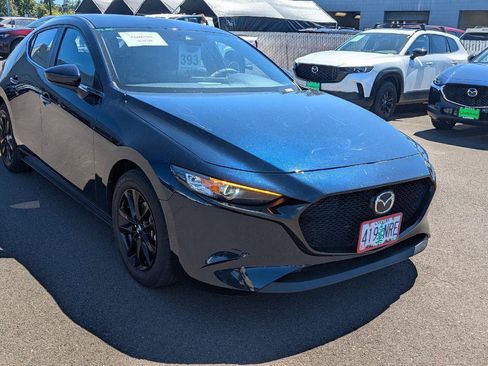 Used 2022 MAZDA MAZDA3 s FWD image 7