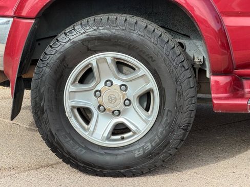 Used 2002 Toyota 4Runner SR5 image 37