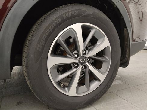 Used 2019 Kia Sorento EX image 31