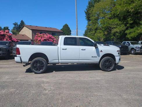 New 2026 RAM 2500 Laramie w/ Night Edition AWD/4WD image 8