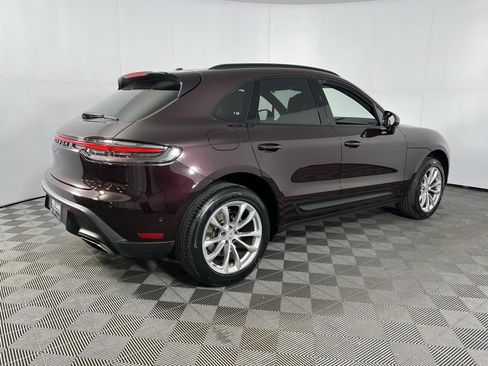 Used 2023 Porsche Macan image 4