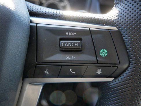 Used 2025 Mitsubishi Outlander SE image 24