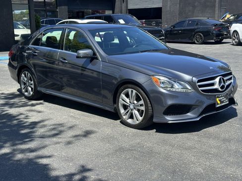 Used 2015 Mercedes-Benz E 350 Sedan image 7