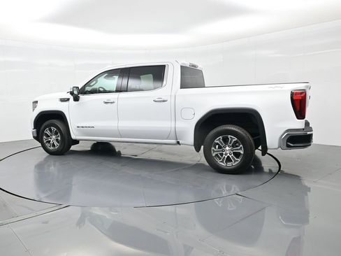 Used 2025 GMC Sierra 1500 SLT image 10