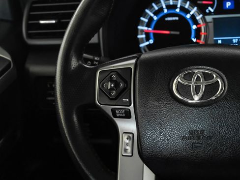 Used 2018 Toyota 4Runner SR5 Premium AWD/4WD image 15