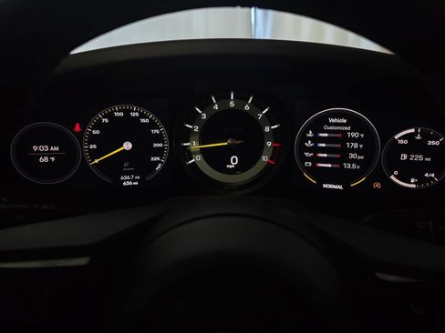 Certified 2022 Porsche 911 GT3 RWD image 34