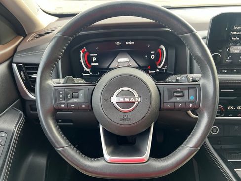 Used 2023 Nissan Rogue Platinum w/ Platinum Premium Package FWD image 18