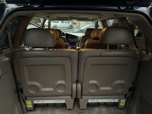 Used 1998 Toyota Sienna XLE image 15