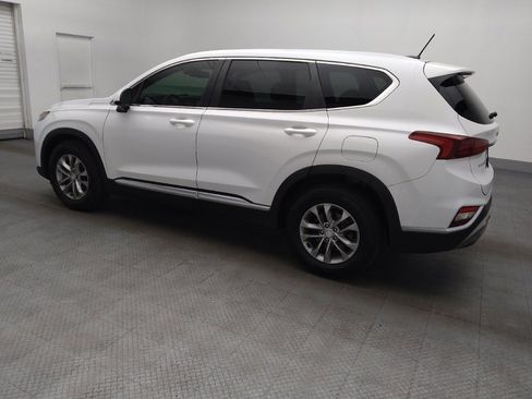Used 2019 Hyundai Santa Fe SE image 3
