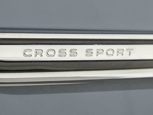 Used 2024 Volkswagen Atlas Cross Sport SEL Premium R-Line image 6