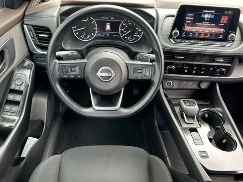 Certified 2023 Nissan Rogue S image 14