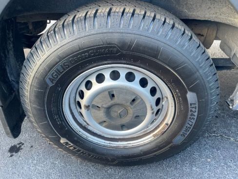 Used 2019 Mercedes-Benz Sprinter 170 image 26