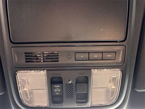 Used 2016 Honda Accord EX image 27