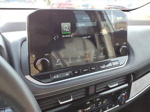 Certified 2023 Nissan Rogue SL w/ SL Premium Package image 10