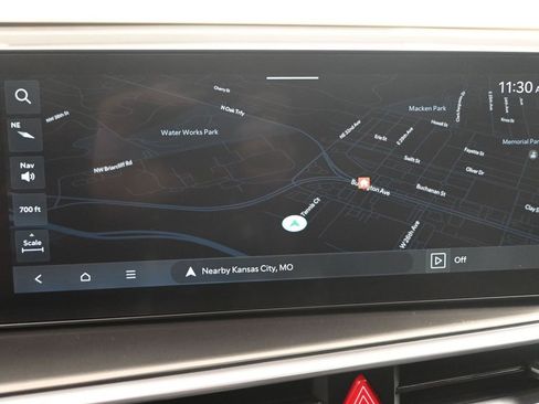 Certified 2025 Kia Sorento EX w/ EX Panoramic Sunroof Package image 17