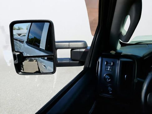 Used 2018 GMC Sierra 3500 SLT AWD/4WD image 18
