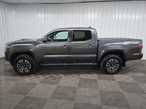 Used 2023 Toyota Tacoma TRD Sport image 5