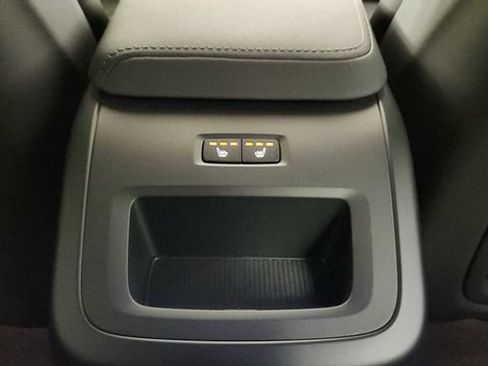 Used 2026 Volvo XC60 T8 Ultra w/ Climate Package AWD/4WD image 31