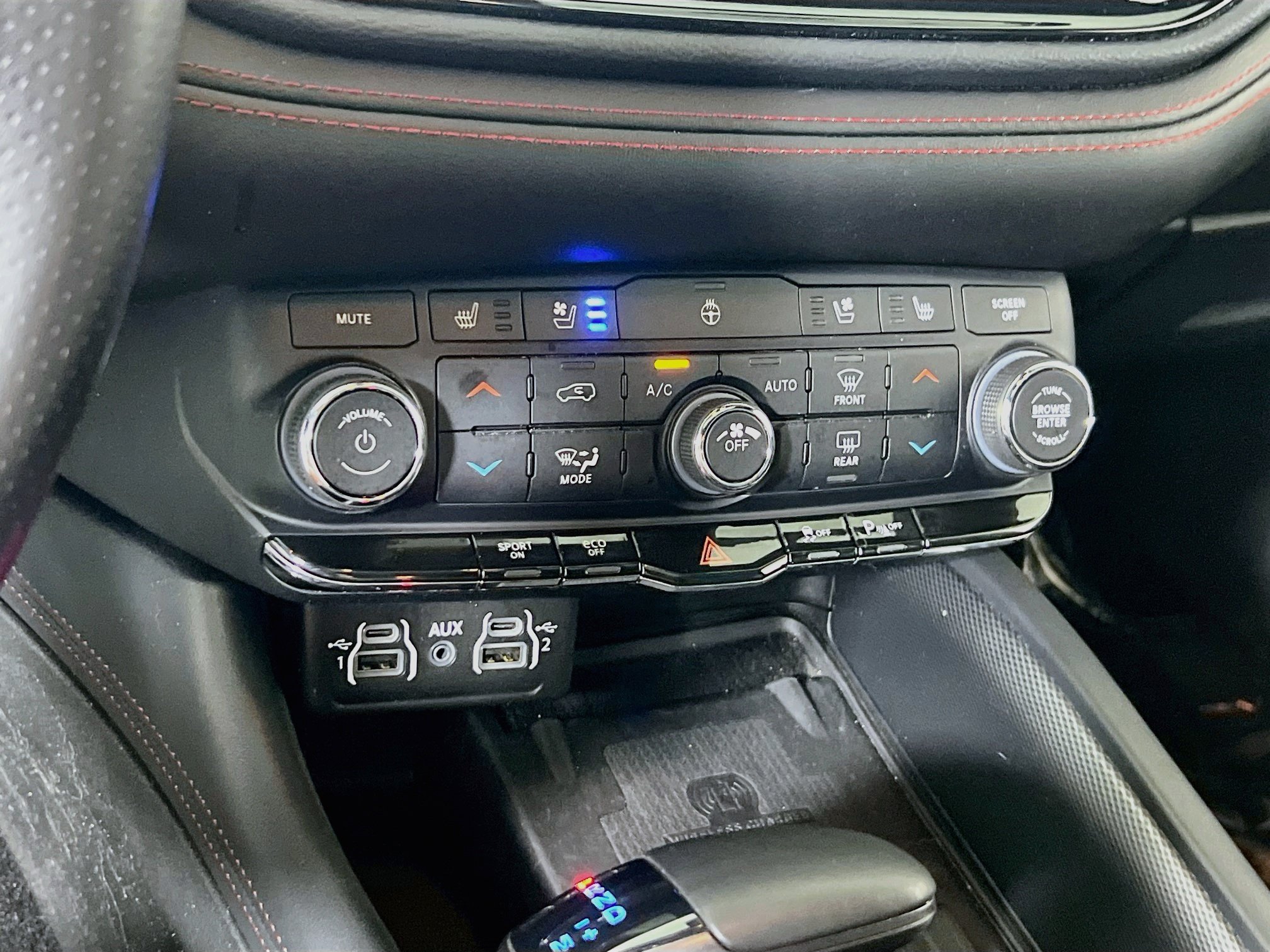 Used 2023 Dodge Durango R/T AWD/4WD image 16