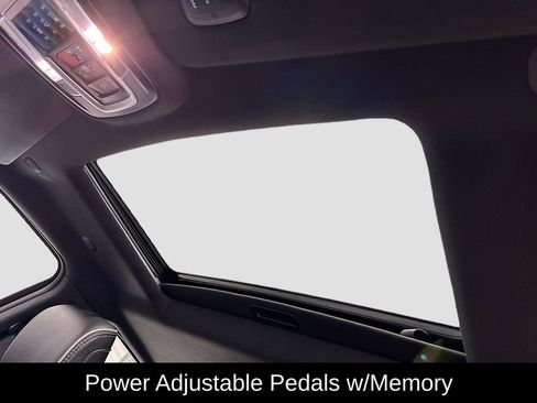 Used 2024 RAM 2500 Rebel w/ Towing Technology Group image 20