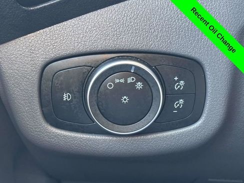 Used 2023 Ford Transit Connect XLT image 11