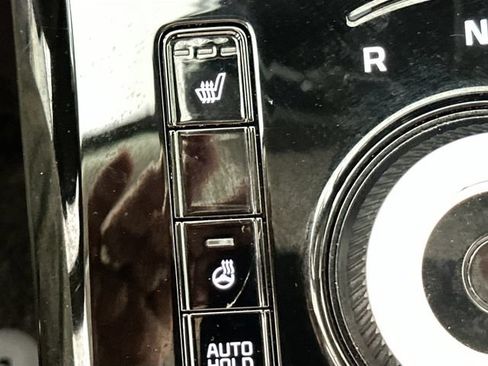 Used 2023 Kia Niro Wind w/ Wind Preserve Package FWD image 17