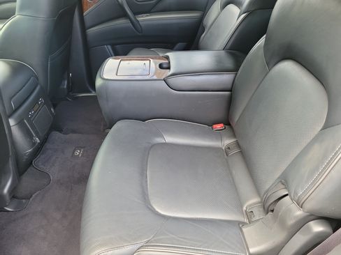 Used 2019 INFINITI QX80 Luxe w/ All-Season Package RWD image 11