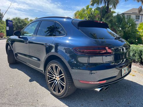 Used 2018 Porsche Macan Sport Edition image 2