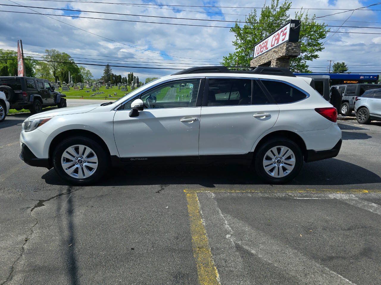 Used 2018 Subaru Outback 2.5i Premium AWD/4WD image 6