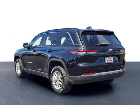 Used 2024 Jeep Grand Cherokee Laredo X w/ Trailer Tow Package RWD image 13