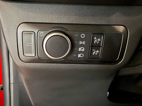 Used 2025 Ford Escape ST-Line w/ Tech Pack #1 AWD/4WD image 17
