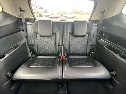 Used 2024 Volkswagen Atlas SE image 38