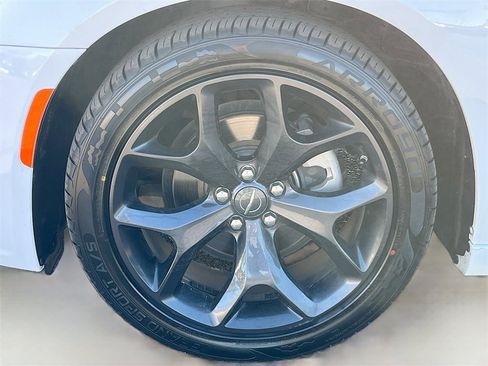 Used 2022 Chrysler 300 Touring L image 30